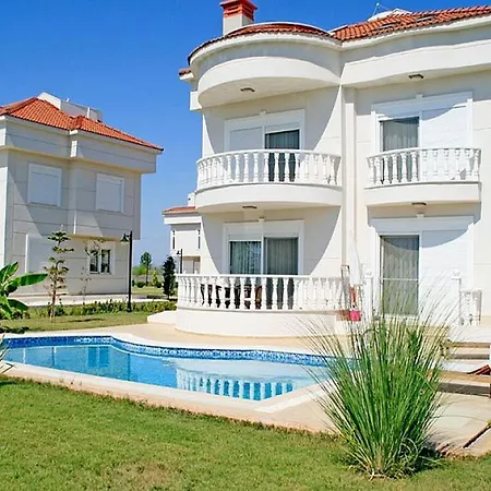 Villa Golf Village *