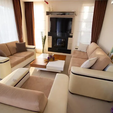 Golf Village Вилла